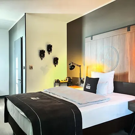 Holiday Inn - The Niu, Bricks Hamburg Eppendorf By Ihg-2
